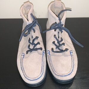 Anthropologie Sebago Docksides Beacon Taupe Suede Ankle Boot Bootie Women’s 6M.